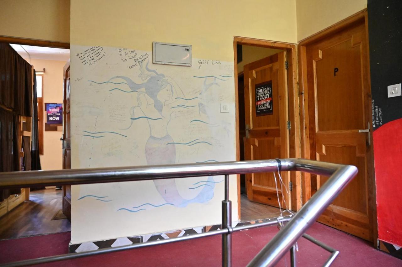 Indian Backpackers Hostel มะนาลี ภายนอก รูปภาพ