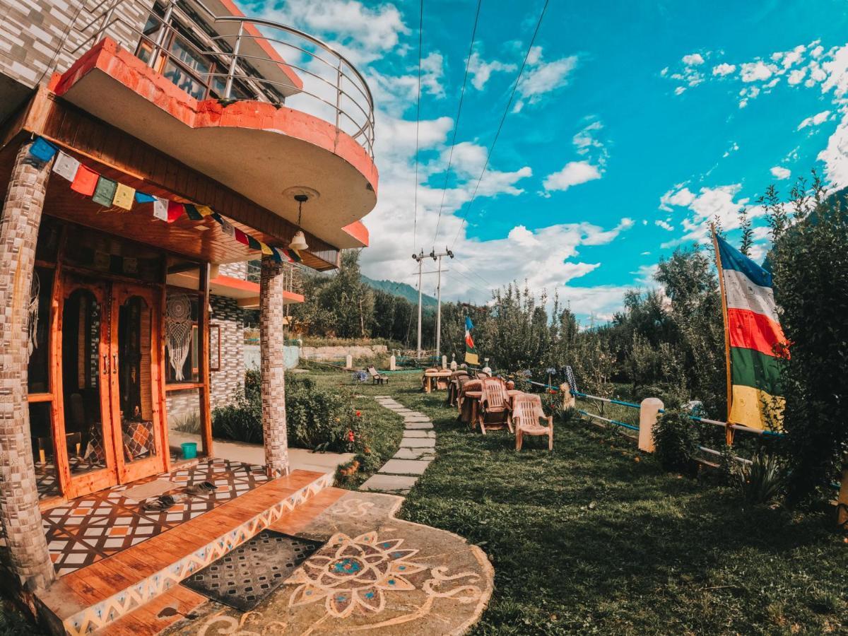 Indian Backpackers Hostel มะนาลี ภายนอก รูปภาพ