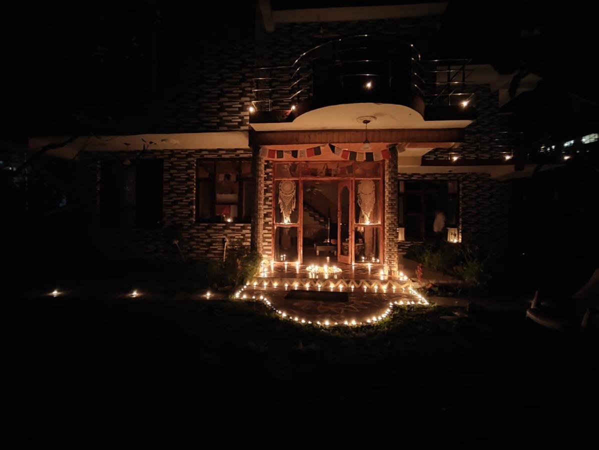 Indian Backpackers Hostel มะนาลี ภายนอก รูปภาพ