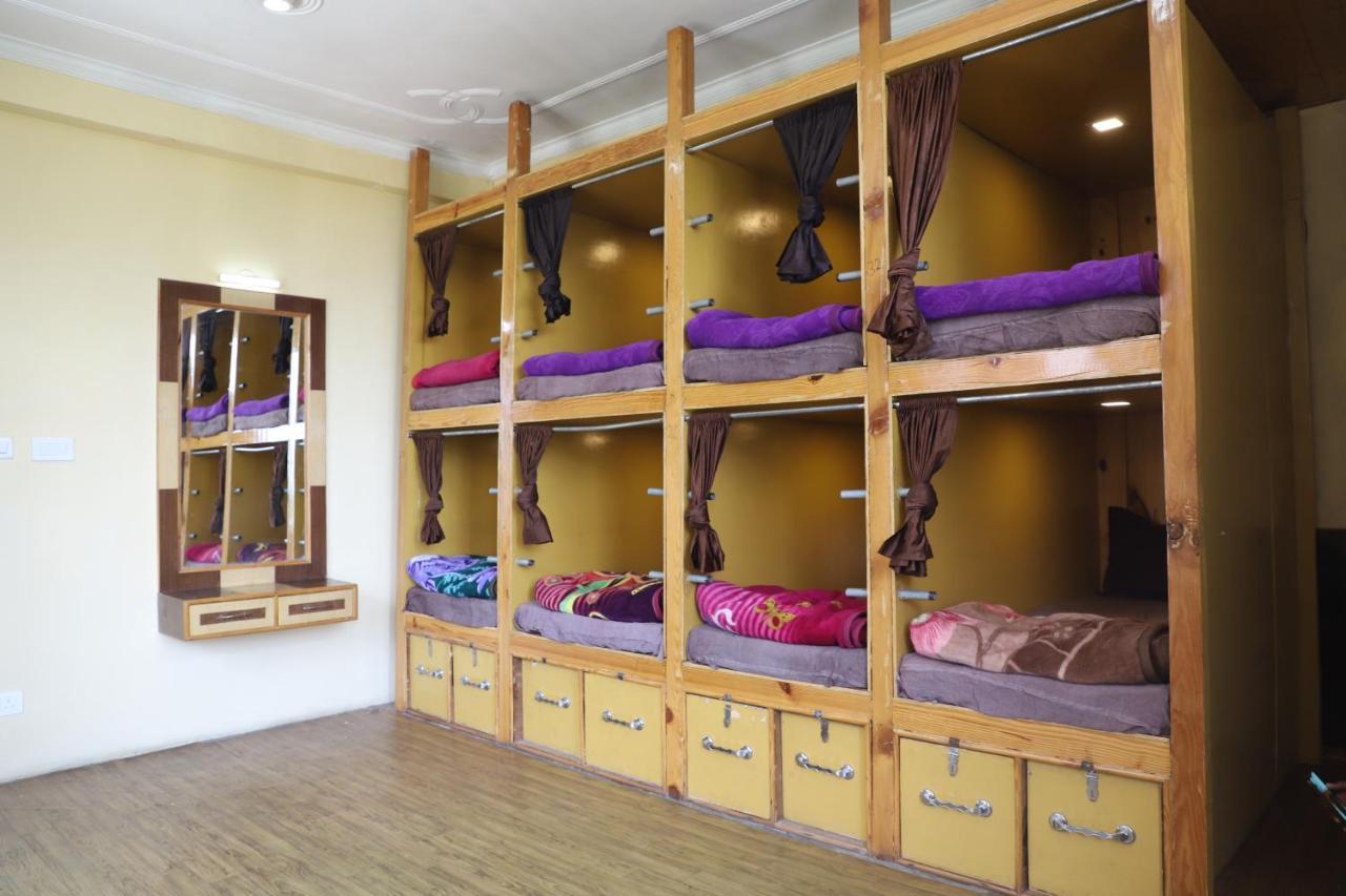 Indian Backpackers Hostel มะนาลี ภายนอก รูปภาพ