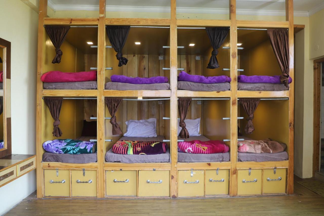 Indian Backpackers Hostel มะนาลี ภายนอก รูปภาพ