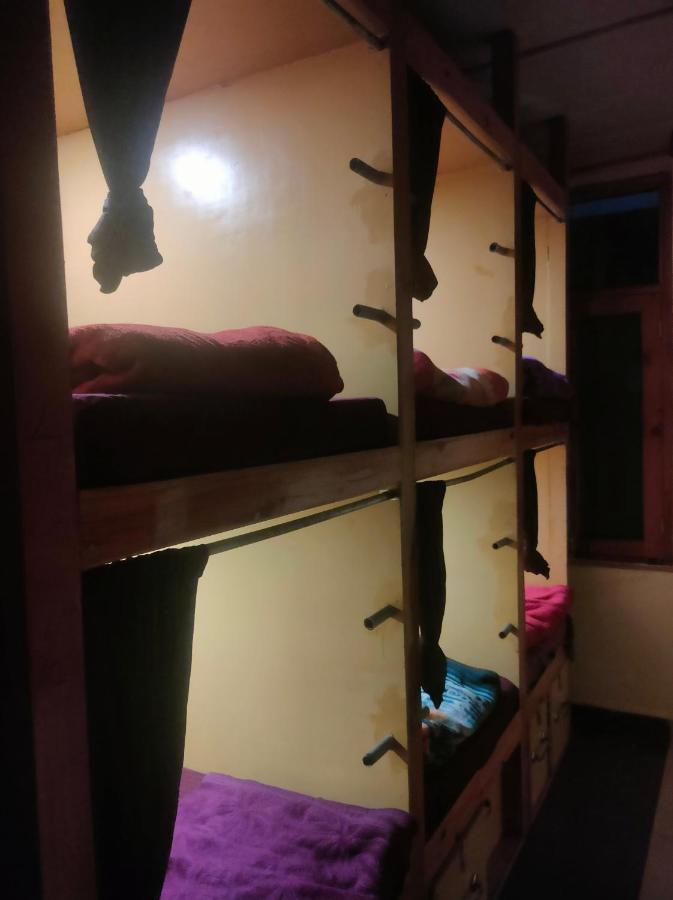 Indian Backpackers Hostel มะนาลี ภายนอก รูปภาพ
